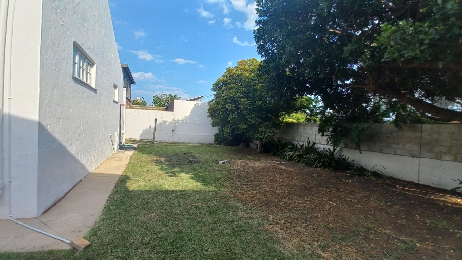 To Let 3 Bedroom Property for Rent in Voelklip Western Cape